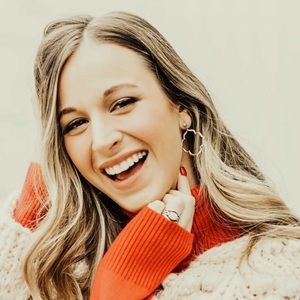 James Avery Venetian Frame Hoop Earrings